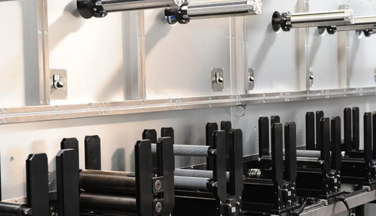 Detailansicht einer Rotationsstanzmaschine für Converting und Stanztechnik